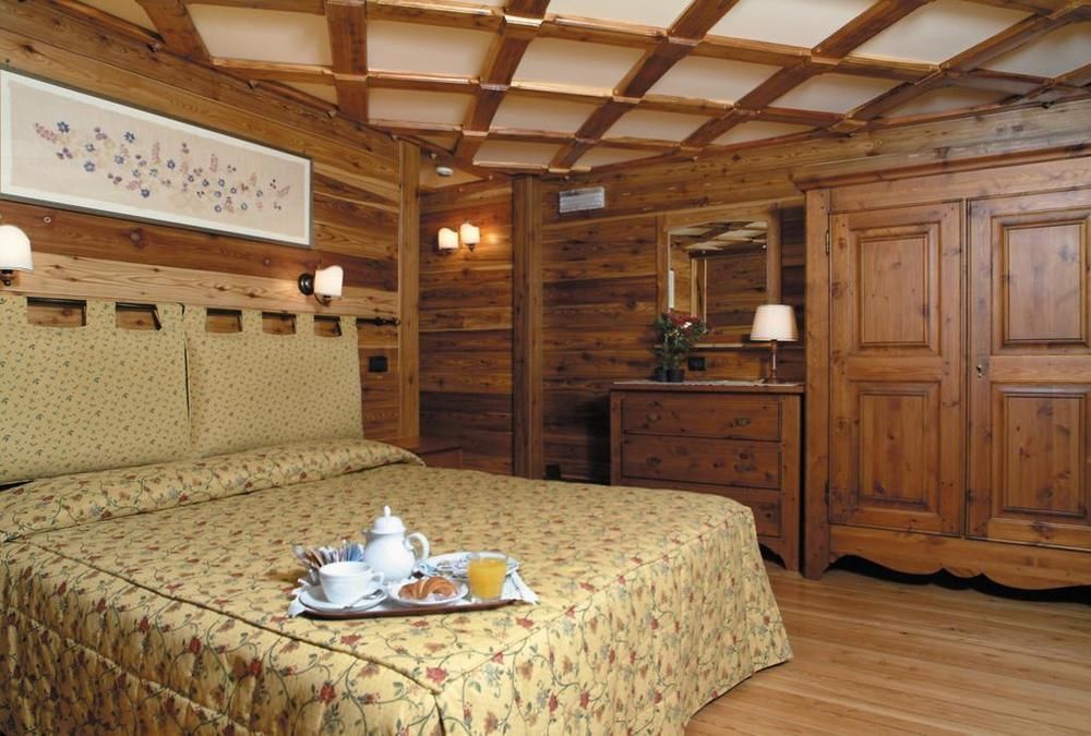 Hotel Castor Champoluc Esterno foto