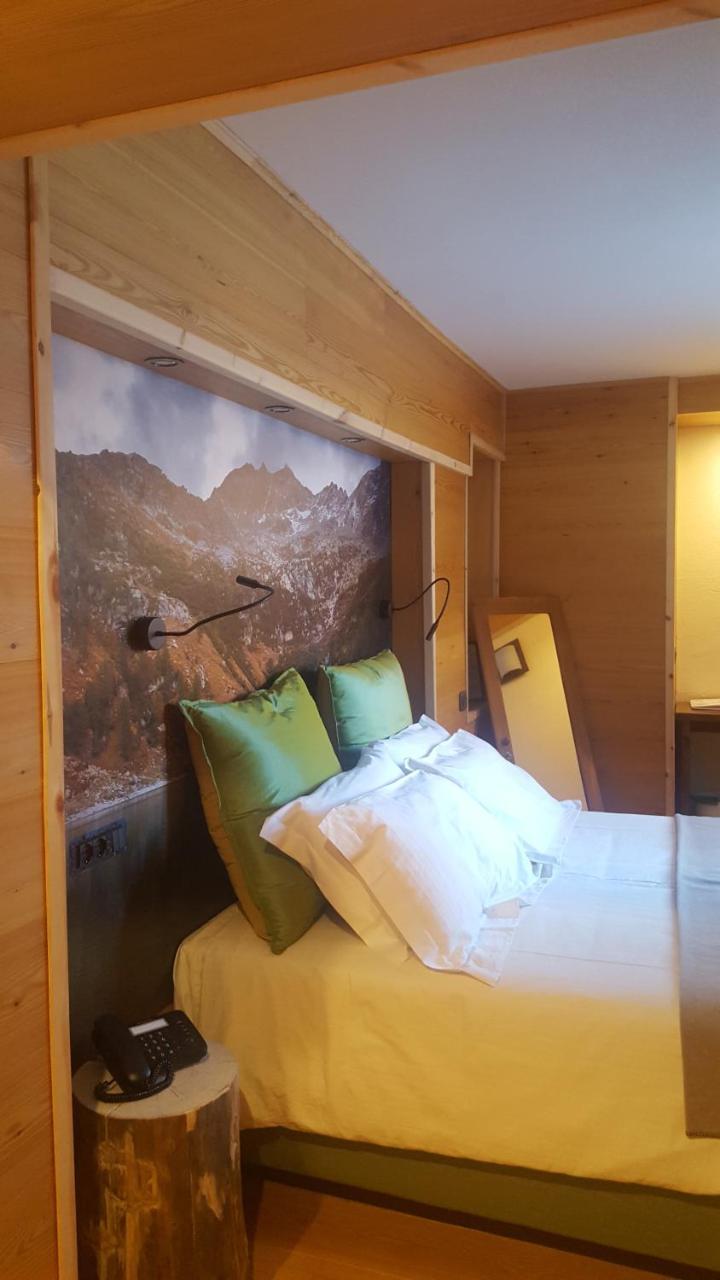 Hotel Castor Champoluc Esterno foto